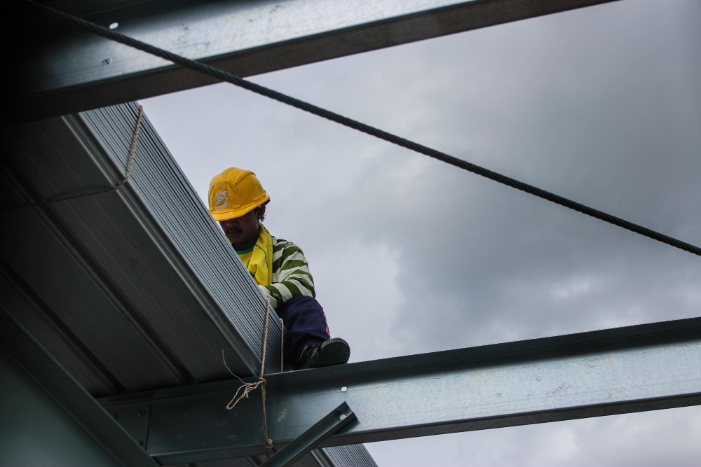 commercial skylight leak repair in Long Island